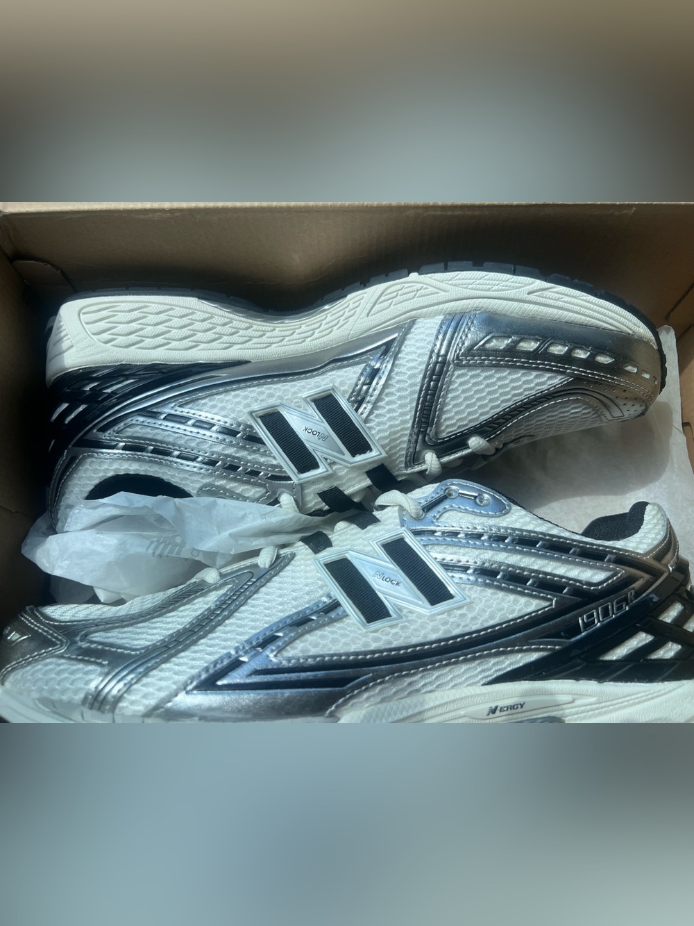 New Balance 1906 Men’s Athletic Sneakers - White & Silver